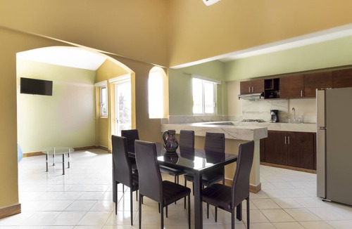 Colinas de Santiago Hotel | Grand View Suites