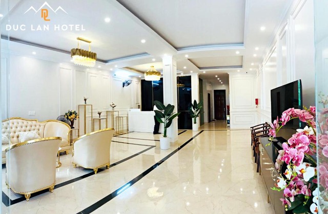 Đức Lan Hotel