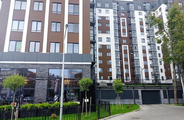 Дуже файна квартира в самому центрі!Переконайся!