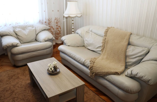 Светъл и топъл апартамент в централната част на града,близо до Рус.университет