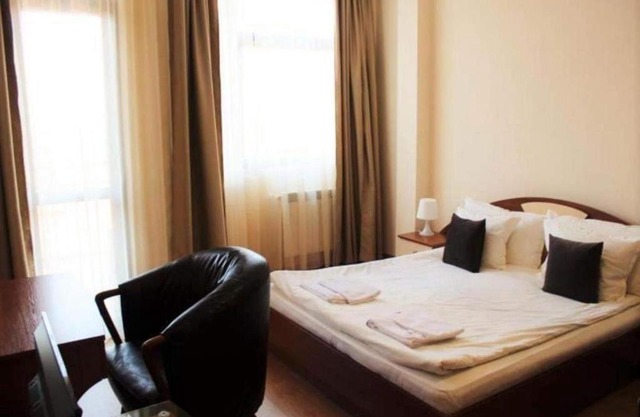 Хотел Флора private studio All seasons