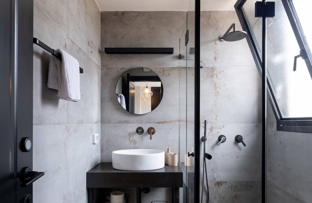 מסבלטים את הבית הכי מדהים בתל אביב , לב תל אביב, 4 דקות הליכה מהים , ,בתי קפה