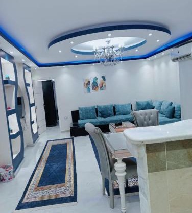 استديو مفروش فى المهندسين ميدان لبنان برج حديث