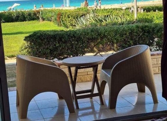 شاليه مرقيا بالساحل الشمالي صف اول بحر