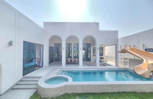 ภัทรา พูลวิลล่า ชะอำ Phattra Pool villa Cha-am