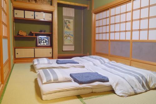 四万十川傍にある日本家屋まるごと「貸切宿 ほとり」