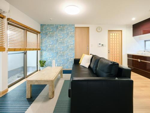 駅徒歩3分 関西主要都市アクセス抜群 USJ15分 Zizo House201