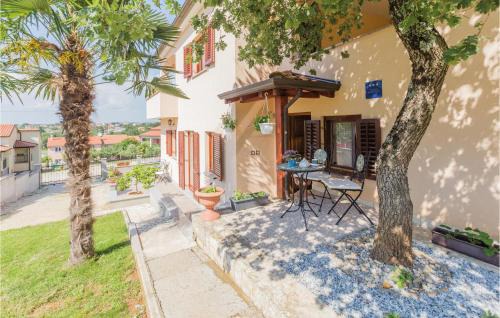 0-Bedroom Apartment In Radmani