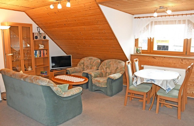 01 Jasmund vacation apartment with terrace - Jasmund vacation apartment with terrace