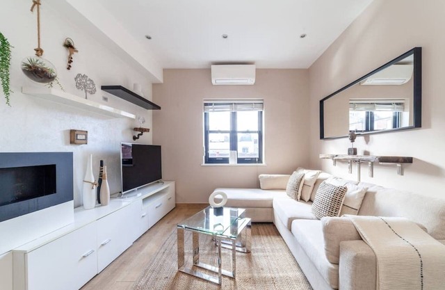 1 Bed Apartment in Ravenscourt Park