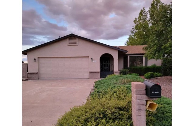 10 guests- pet friendly