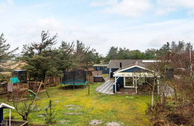 10 person holiday home in Oksbøl