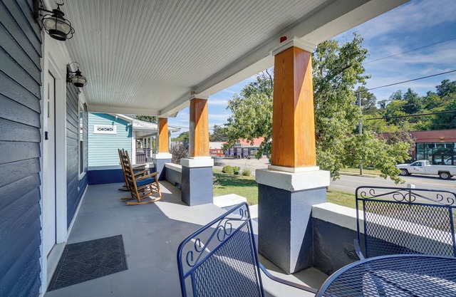 '1001 Sevier Bungalow': 2 Mi to Neyland Stadium!