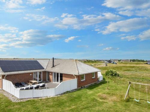 12 person holiday home in Harboøre-By Traum