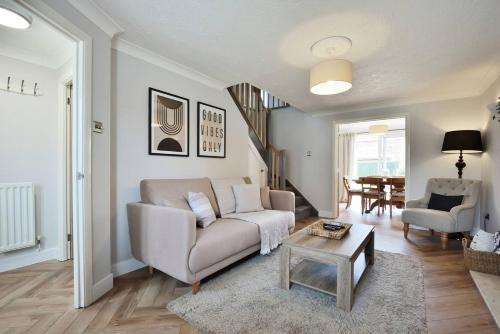 15 Mins Walk To City Park 3 Carsgardenshopspub