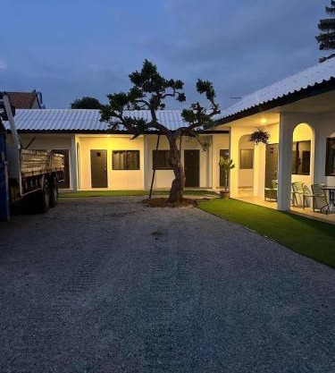 17 Garden