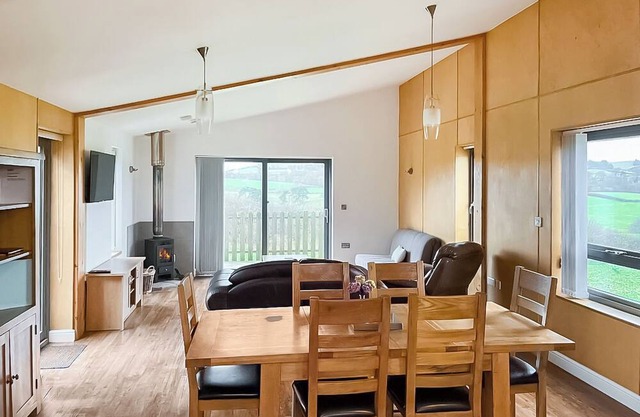 2 bedroom accommodation in Castle Pren, Llandrindod Wells