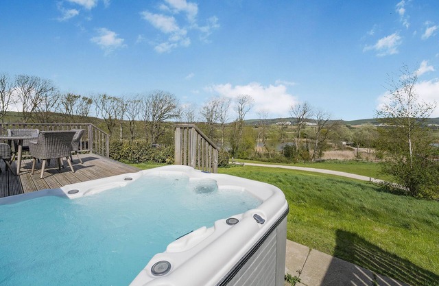 2 bedroom accommodation in Lewes