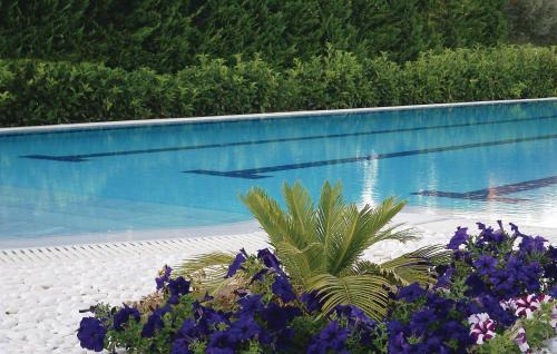 2 Bedroom Beautiful Home In Agioi Apostoloi