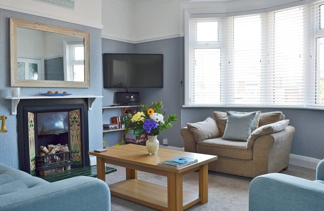 2 bedroom accommodation in St Annes-on-the-Sea