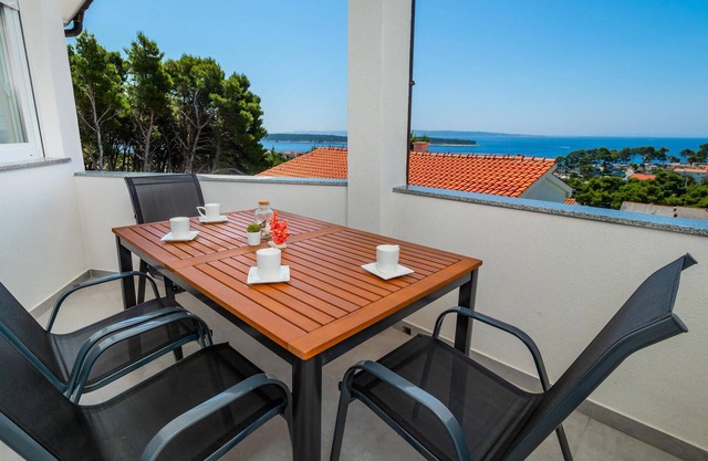 2 bedroom nice apartment in Banjol