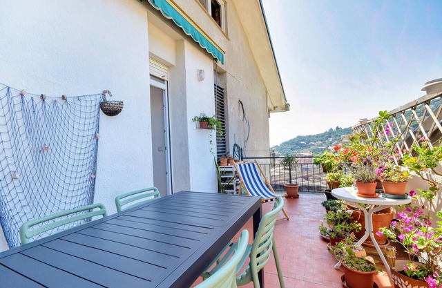 2 bedroom nice apartment in Recco