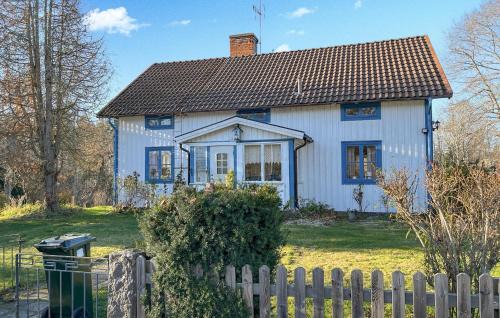 2 Bedroom Pet Friendly Home In Alsterbro