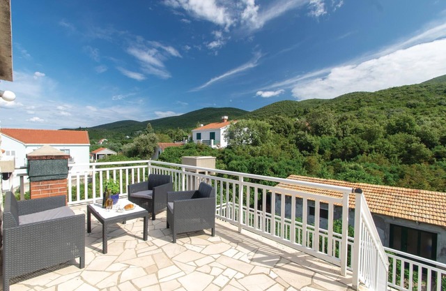2 bedroom stunning apartment in Racisce