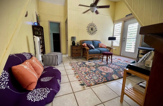 2 Bedroom Upstairs Suite in Culebra, PR | Casa Hibiscus