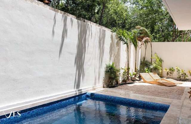 2 Br. LX Apt. | Private Pool | Breakfast Included