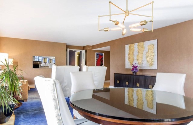 2 Connecting Suites at a 4.5⭐️ Hotel