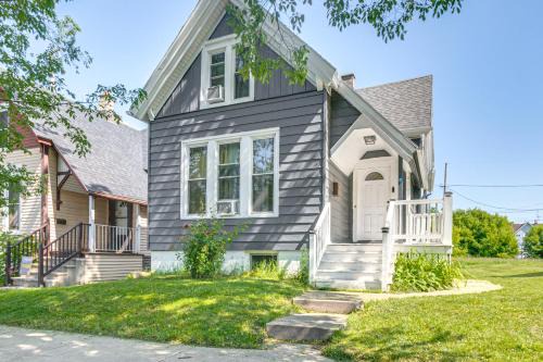 2 Mi to Dtwn Milwaukee Family Home with Yard