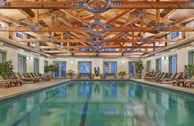 2 Rooms | Pool, Spa, and Golf Access in Scenic Vermont Village