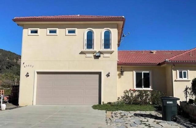 2BR 2Bath suite, private kitchen, laundry, etc.