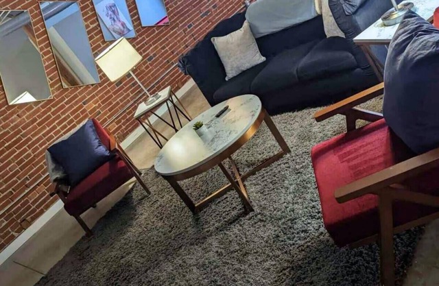 2BR with W&D Mins To Arch STL Downtown