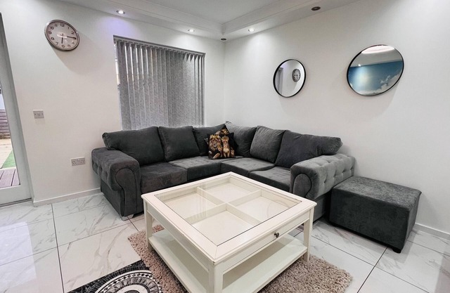 3-Bed House in Northolt