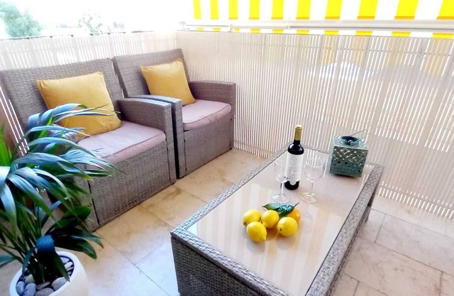 3 bedroom apartment in San Luis de Sabinillas