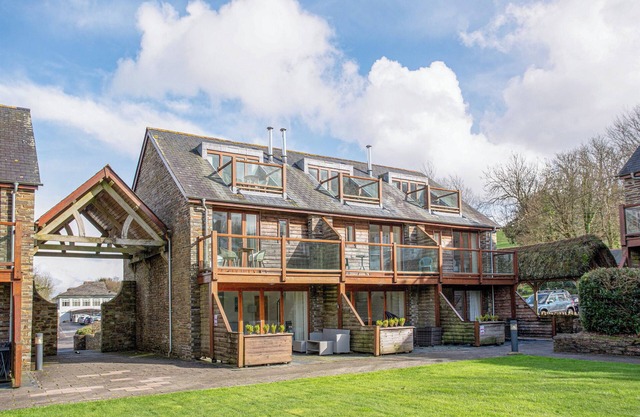 3 bedroom accommodation in Blackawton, near Totnes
