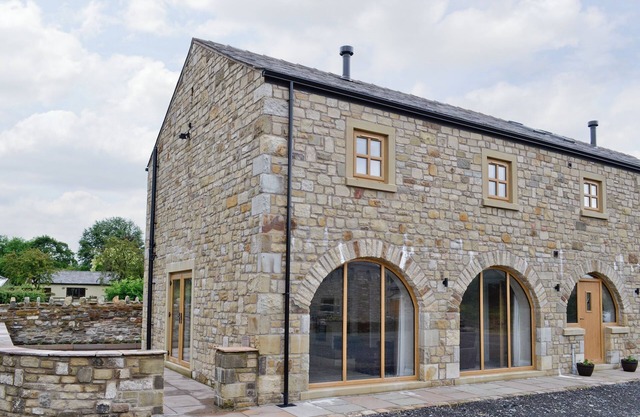 3 bedroom accommodation in Pendleton, near Clitheroe