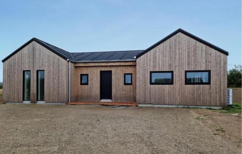 3 Bedroom Beautiful Home In Løkken