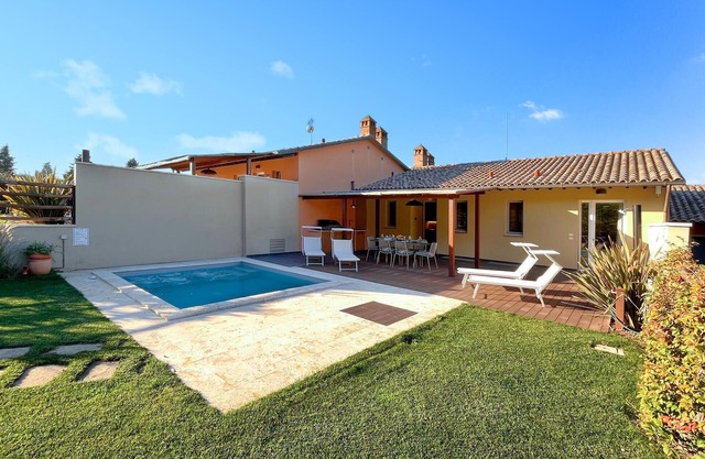 3 bedroom beautiful home in Montebuono