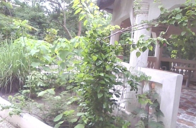 3 bedroom house within Tranquil estate with WiFi in Gunjur