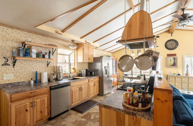 3-bedroom vacation home just 10 minutes from Tehachapi