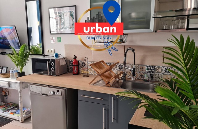 32 m2 Hyper-Centre - Escale du Cloître - Netflix- en RDC