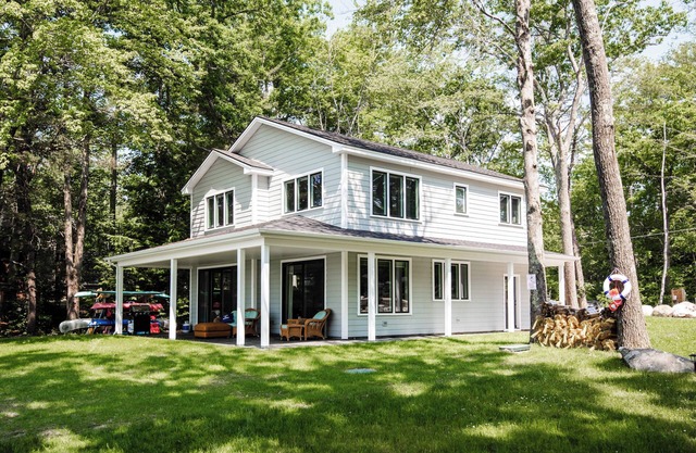 37(A) Shore Rd, Raymond ME- Loon Lodge