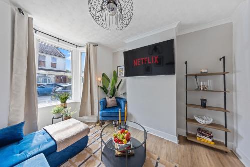 3Bd Cosy Home-Wifi-Pool Table-Long Stays Welcome