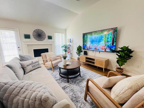 3BR-2 BA Cozy Hub Katy - Close to Cypress