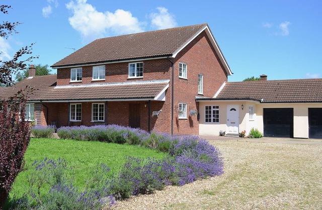 4 bedroom accommodation in Acle, Norwich