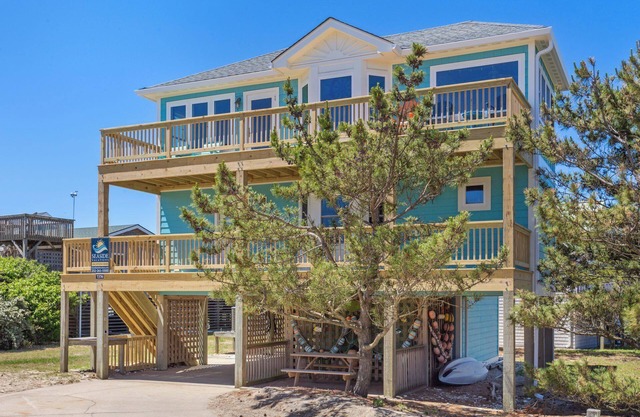 4 br *1 Min Walk to Beach