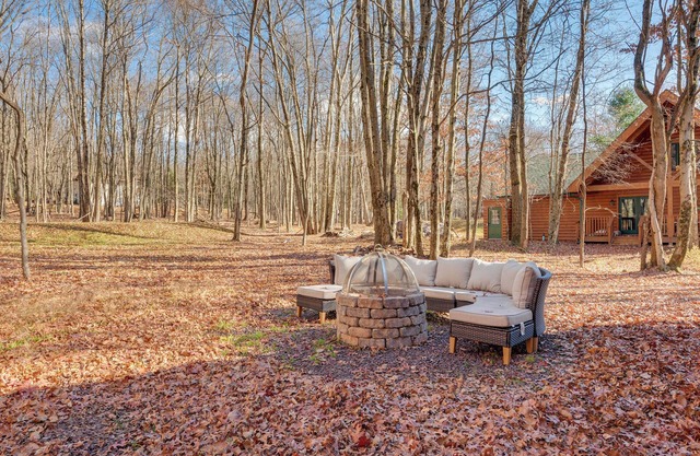 4 Mi to Skiing: Cabin w/Lake Access in Blakeslee